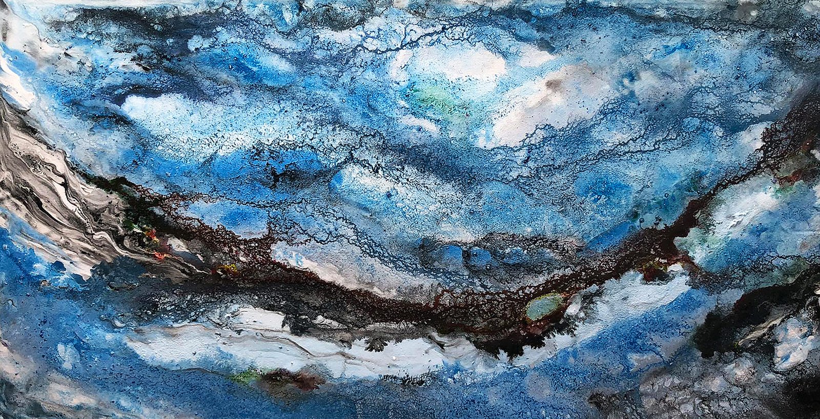 Ngoi-lang-duoi-thung-lung